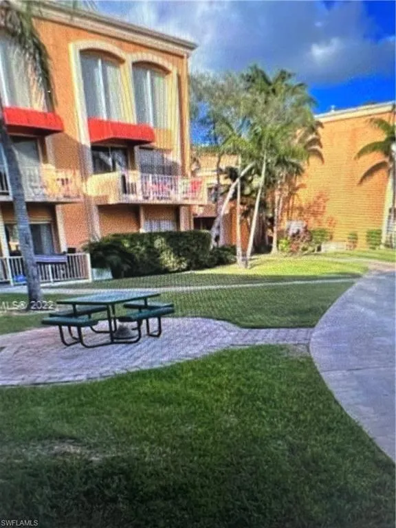 18111 68 AVENUE #G-106 Hialeah, FL 33015