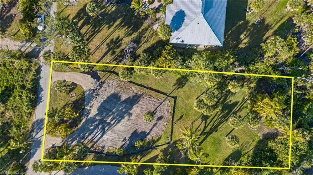 1835 Ardsley Way Sanibel, FL 33957