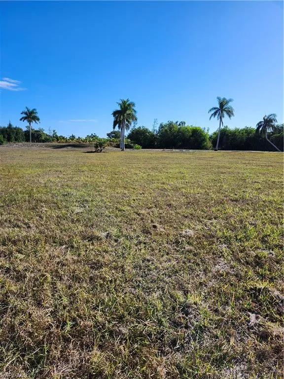 7665 Barrancas Avenue Bokeelia, FL 33922