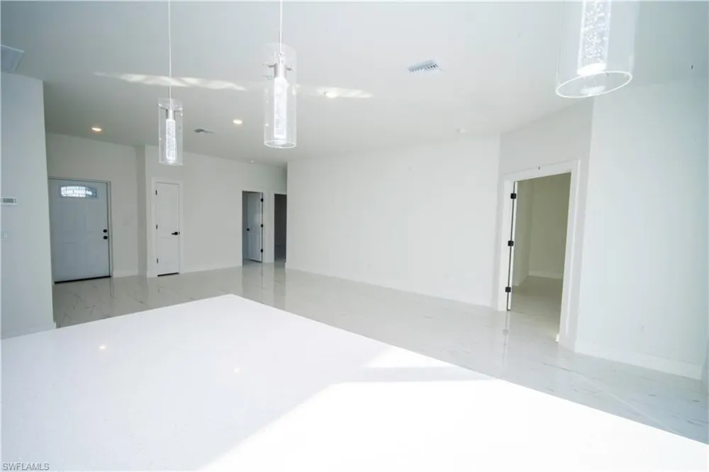 18141 E Wintergarden Avenue Port Charlotte, FL 33948