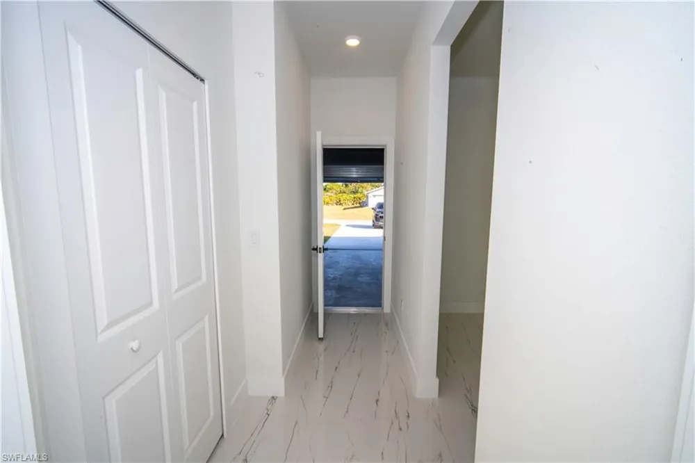 18141 E Wintergarden Avenue Port Charlotte, FL 33948