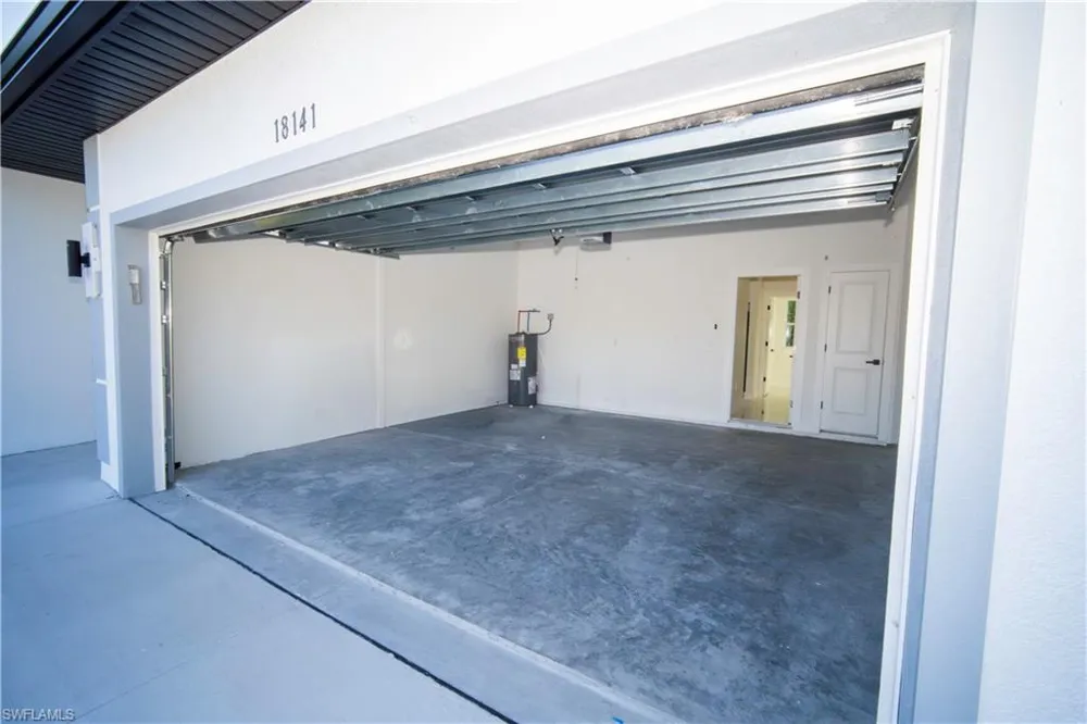 18141 E Wintergarden Avenue Port Charlotte, FL 33948