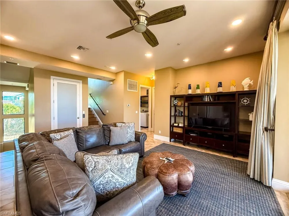 660 Gulf Lane Upper Captiva, FL 33924
