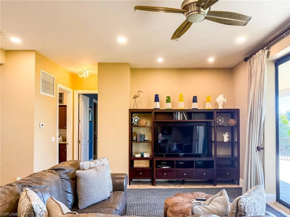 660 Gulf Lane Upper Captiva, FL 33924