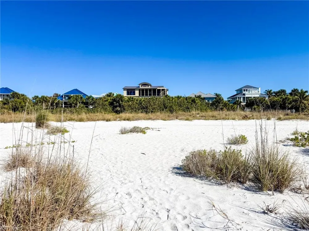 660 Gulf Lane Upper Captiva, FL 33924