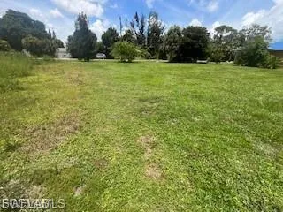 435 Monterey Street North Fort Myers, FL 33903