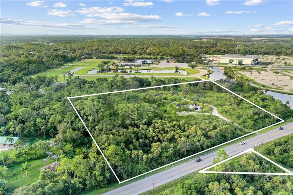 11731 Bayshore Road North Fort Myers, FL 33917