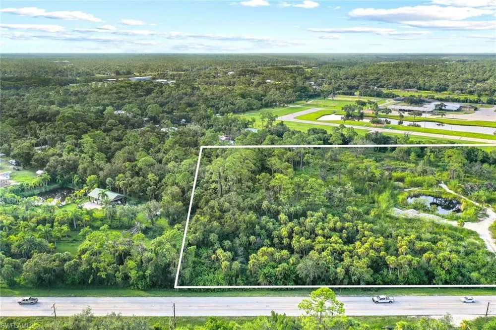 11731 Bayshore Road North Fort Myers, FL 33917