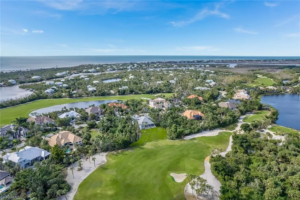2438 Wulfert Road Sanibel, FL 33957