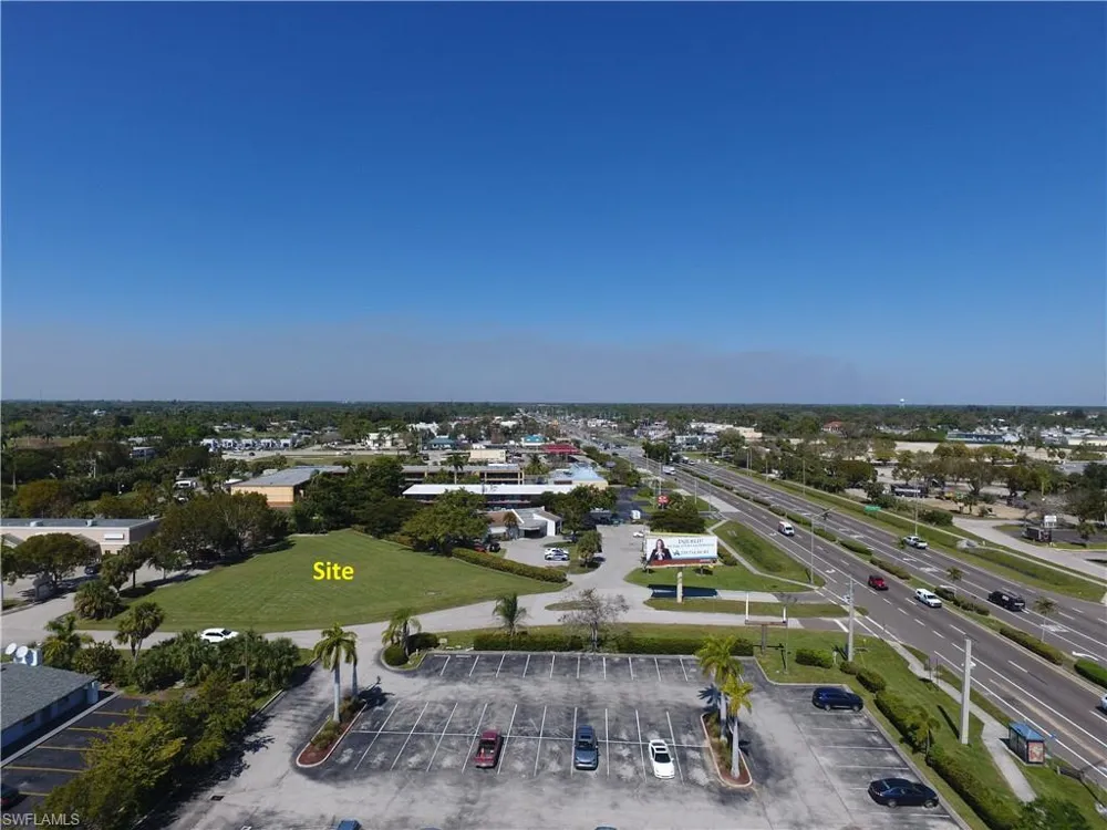 3341 Marinatown Lane North Fort Myers, FL 33903