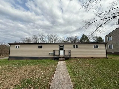 232 W Legion Circle