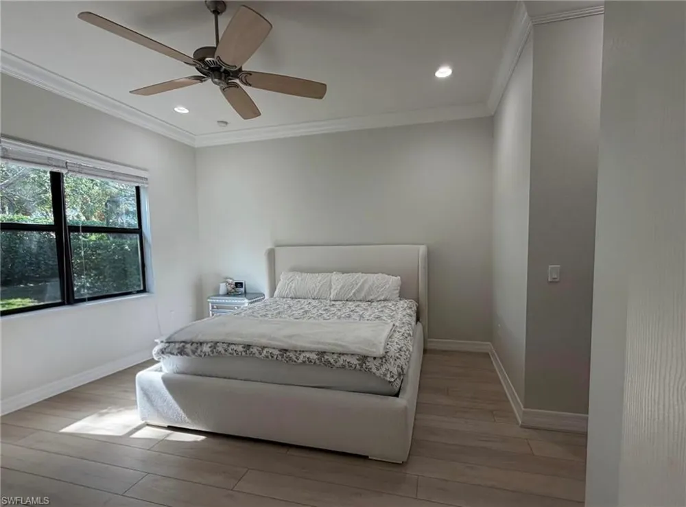 3195 Pacific Drive Naples, FL 34119