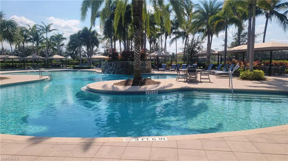 3195 Pacific Drive Naples, FL 34119