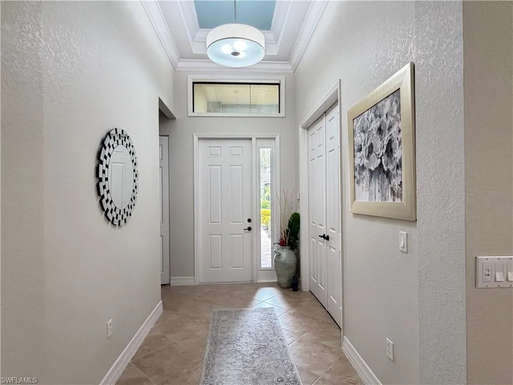 3195 Pacific Drive Naples, FL 34119