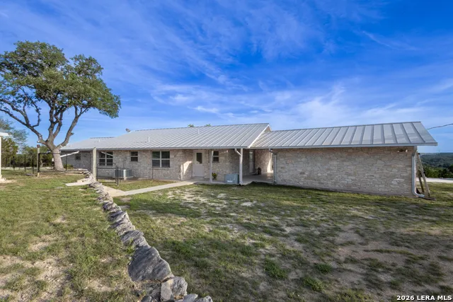 935 SPRING BRANCH RD Spring Branch, TX 78070