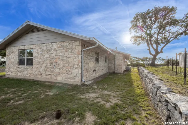 935 SPRING BRANCH RD Spring Branch, TX 78070