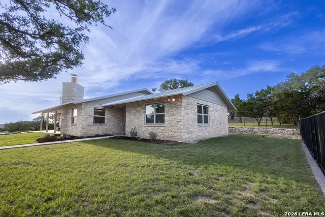 935 SPRING BRANCH RD Spring Branch, TX 78070