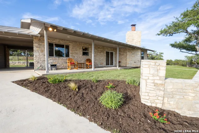 935 SPRING BRANCH RD Spring Branch, TX 78070