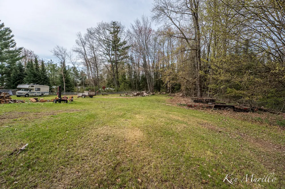 1519 Roscommon Road Roscommon, MI 48653