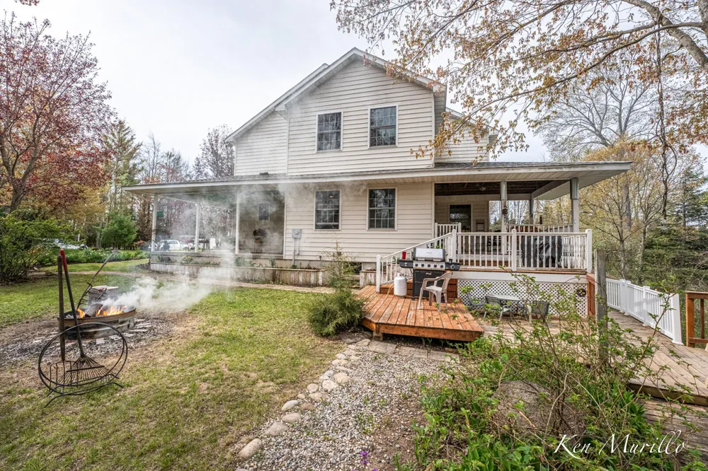 1519 Roscommon Road Roscommon, MI 48653
