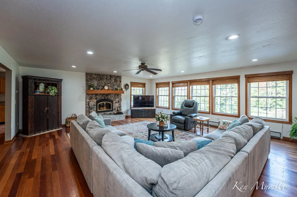 1519 Roscommon Road Roscommon, MI 48653