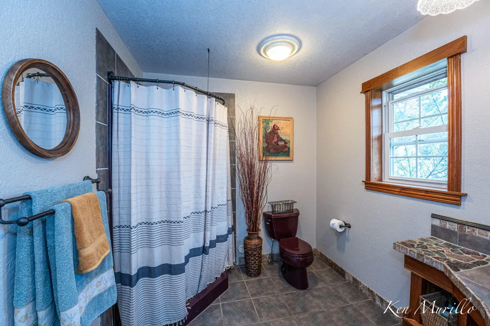 1519 Roscommon Road Roscommon, MI 48653