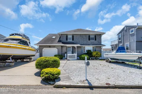 212 Cypress Drive