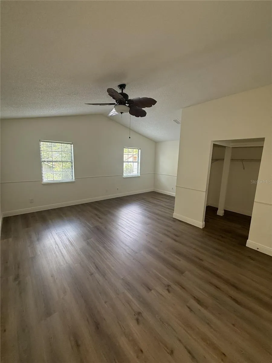 1859 SPRINGWOOD CIRCLE Clearwater, FL 33763