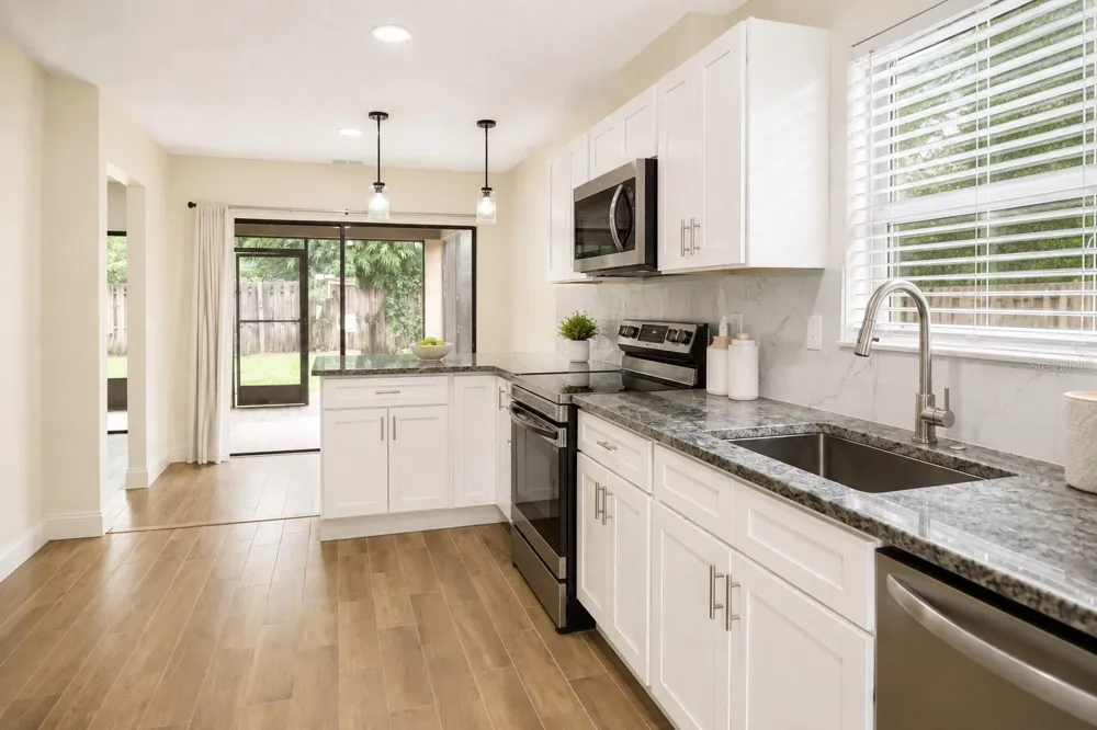 1859 SPRINGWOOD CIRCLE Clearwater, FL 33763