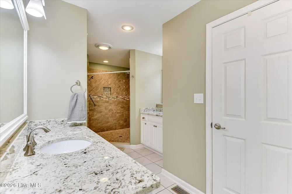 406 Charles Place Mccormick, SC 29835