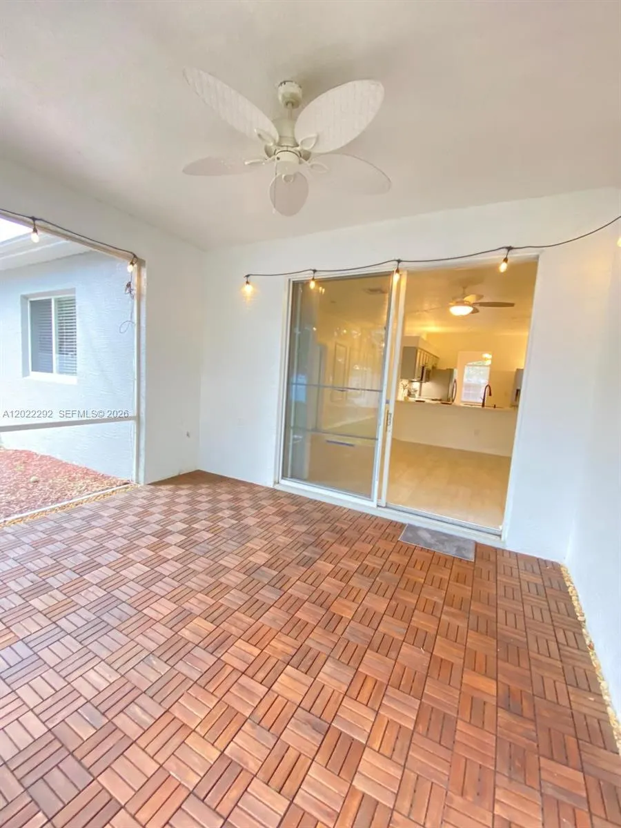 3837 FALLSCREST Clermont, FL 34711