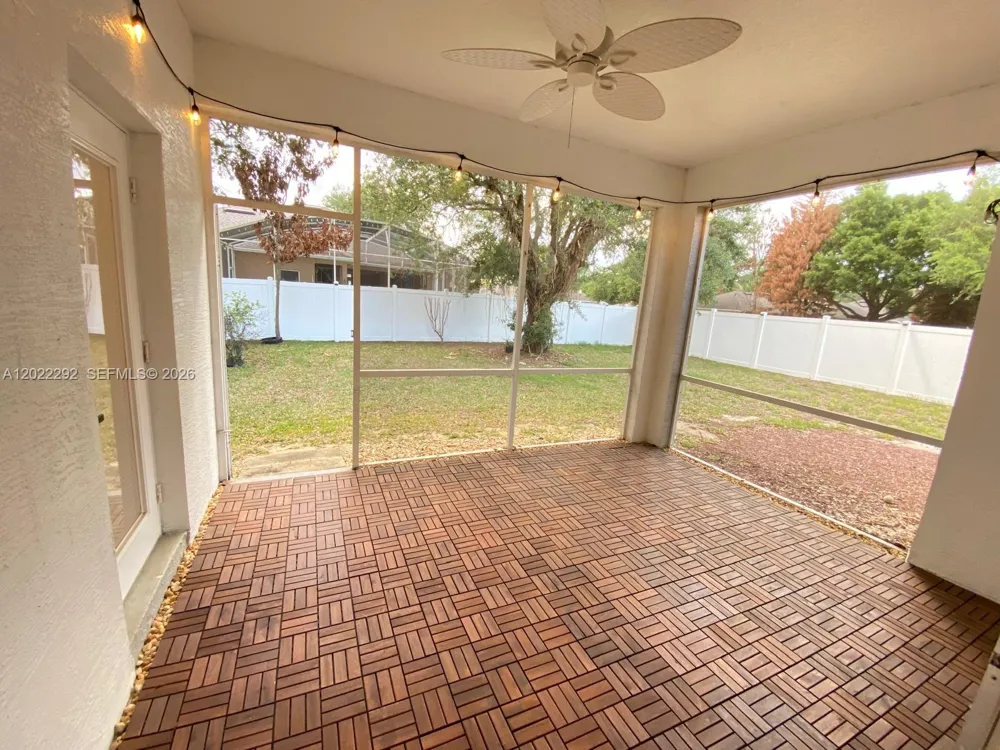 3837 FALLSCREST Clermont, FL 34711