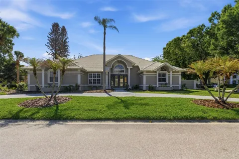 8935 JONATHAN MANOR DRIVE