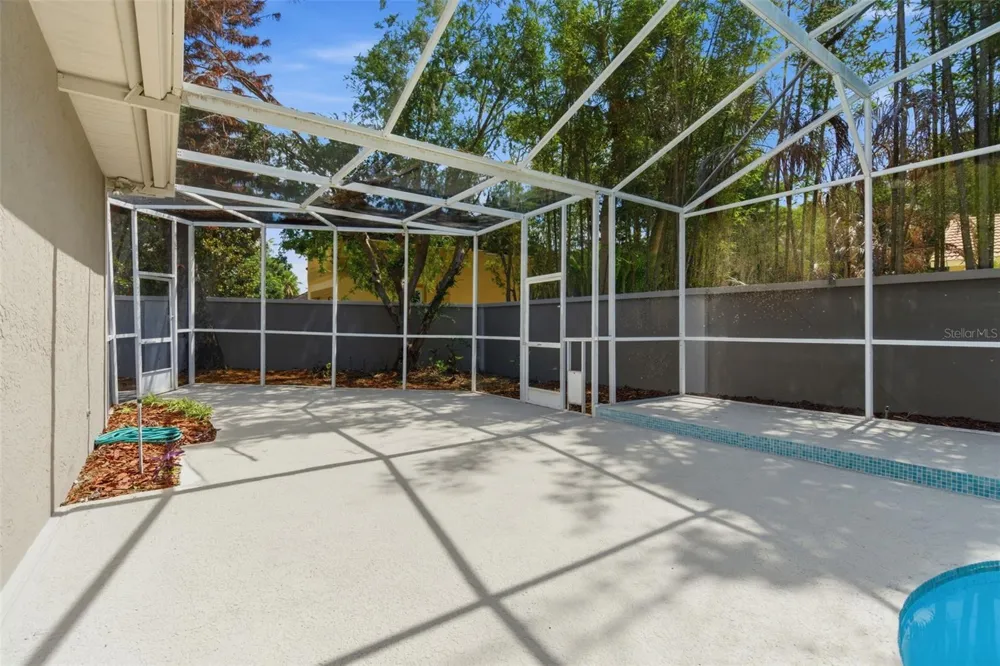 8935 JONATHAN MANOR DRIVE Orlando, FL 32819