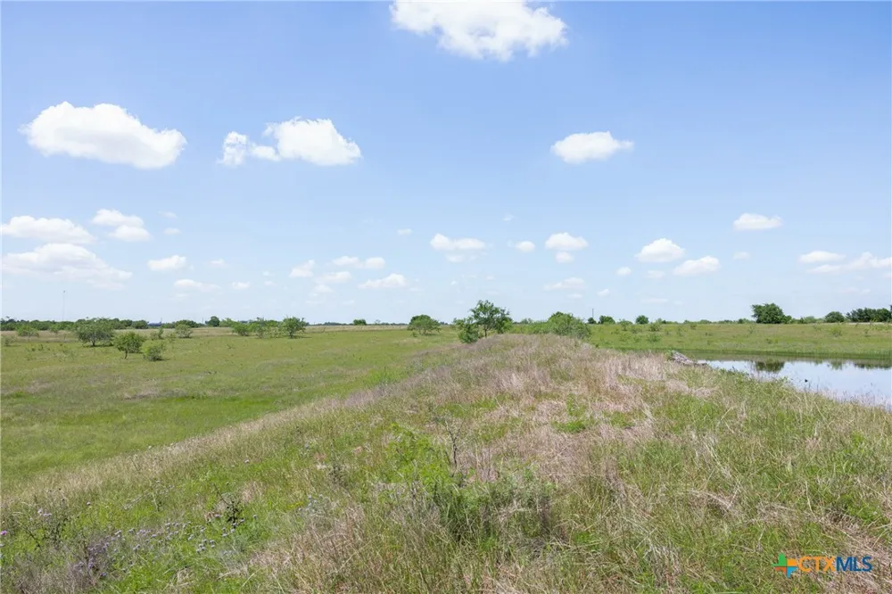 3 HWY 36 Rogers, TX 76569