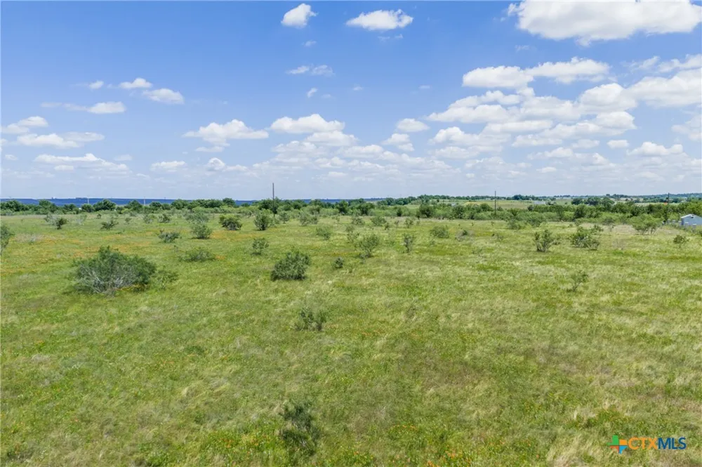 4 HWY 36 Rogers, TX 76569