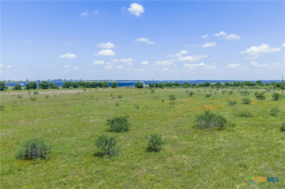 4 HWY 36 Rogers, TX 76569