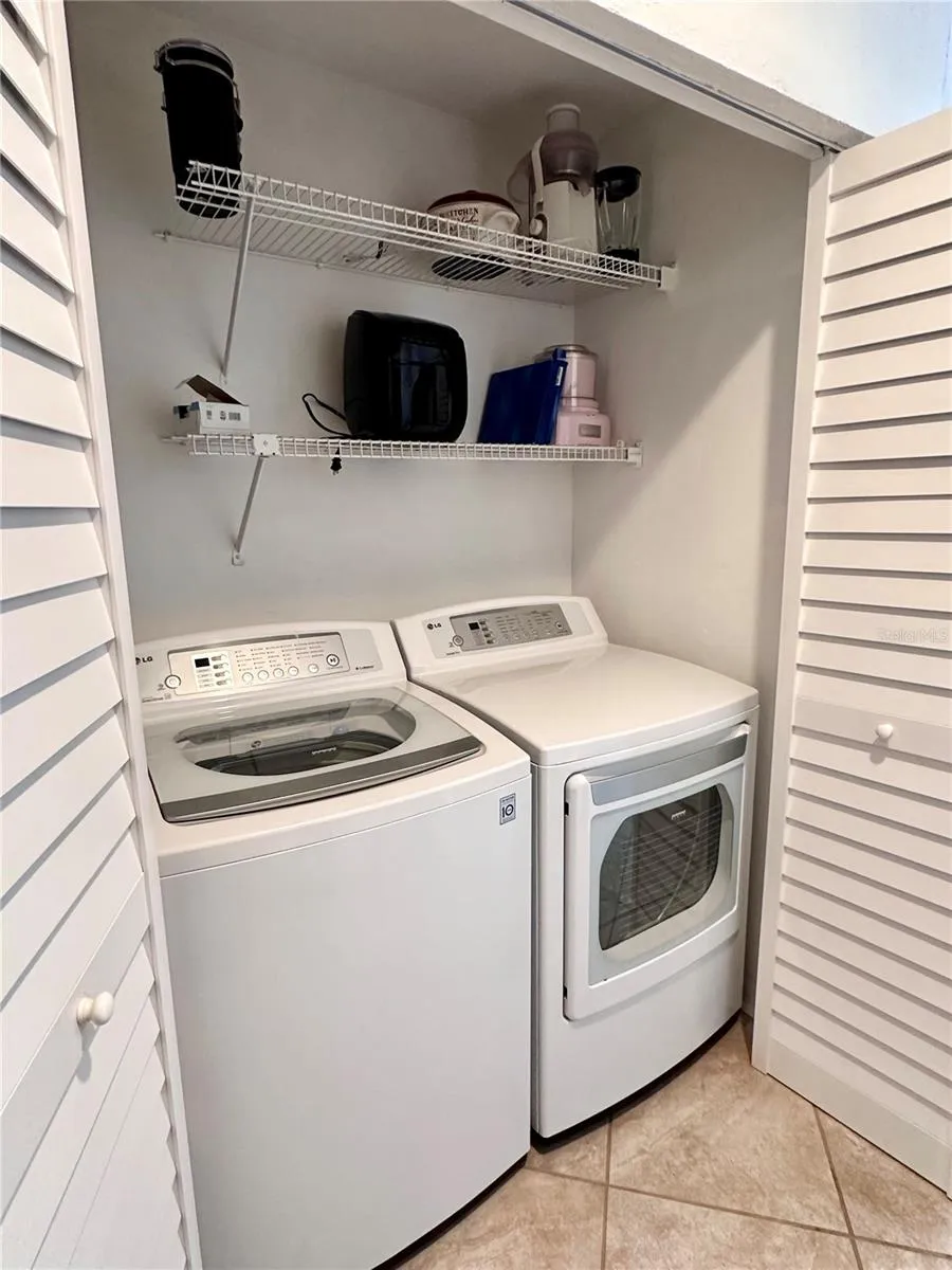 824 NW 124TH DRIVE Newberry, FL 32669