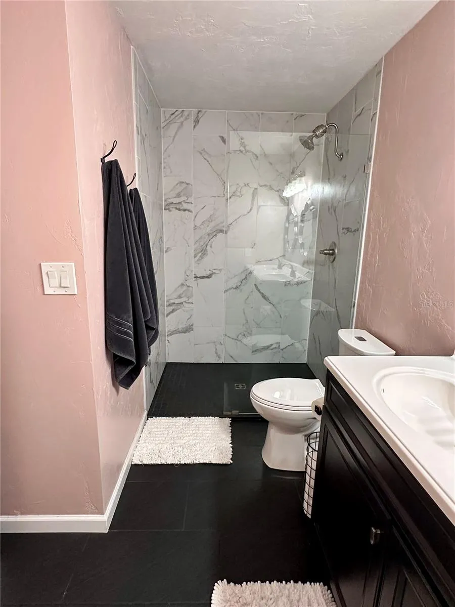 824 NW 124TH DRIVE Newberry, FL 32669