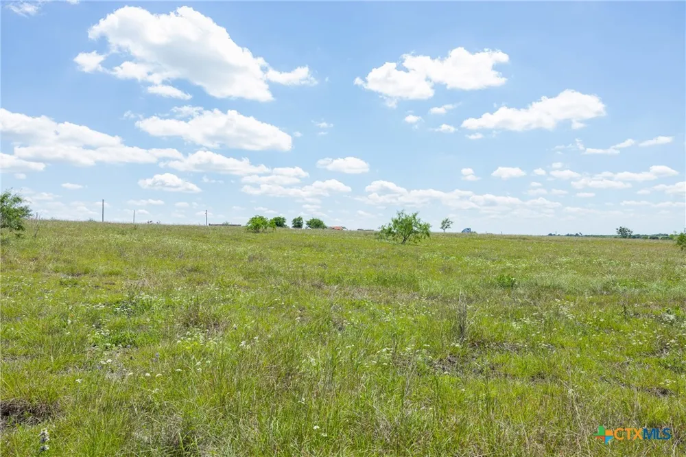 4 HWY 36 Rogers, TX 76569