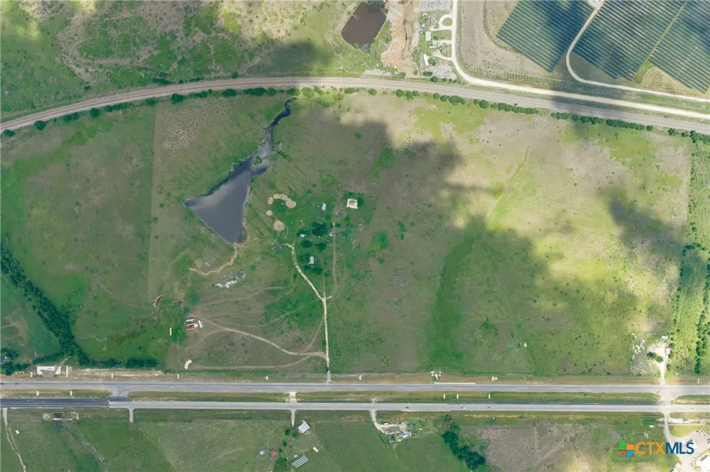 4 HWY 36 Rogers, TX 76569