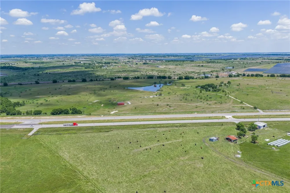 4 HWY 36 Rogers, TX 76569