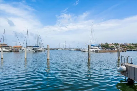 69 ISLA SAN MIGUEL