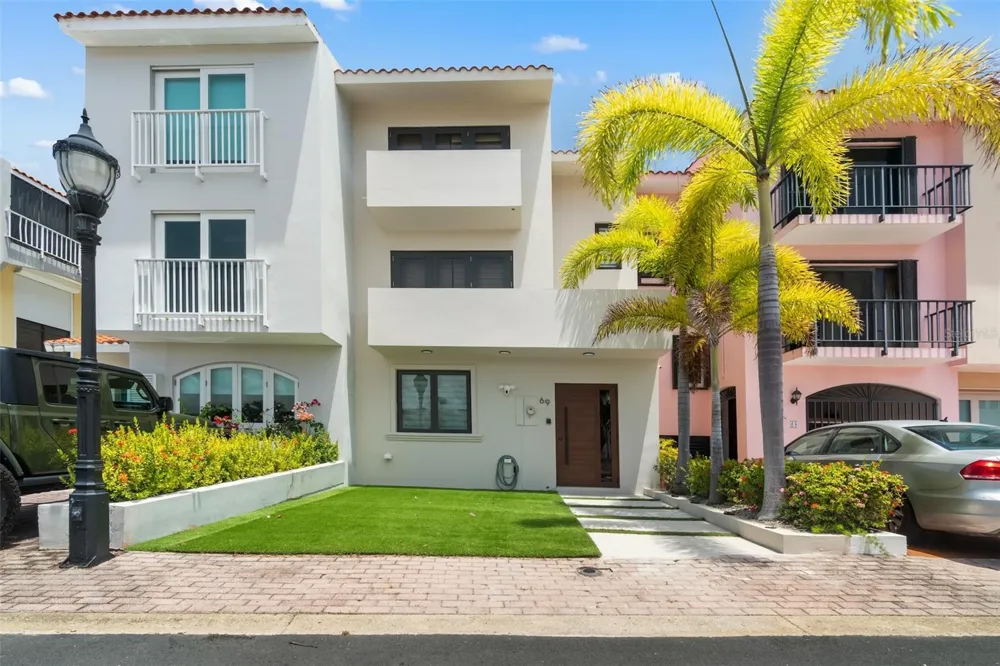 69 ISLA SAN MIGUEL Humacao, PR 00791