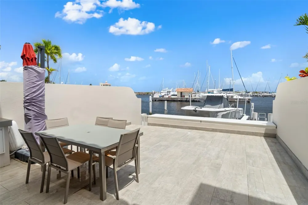 69 ISLA SAN MIGUEL Humacao, PR 00791
