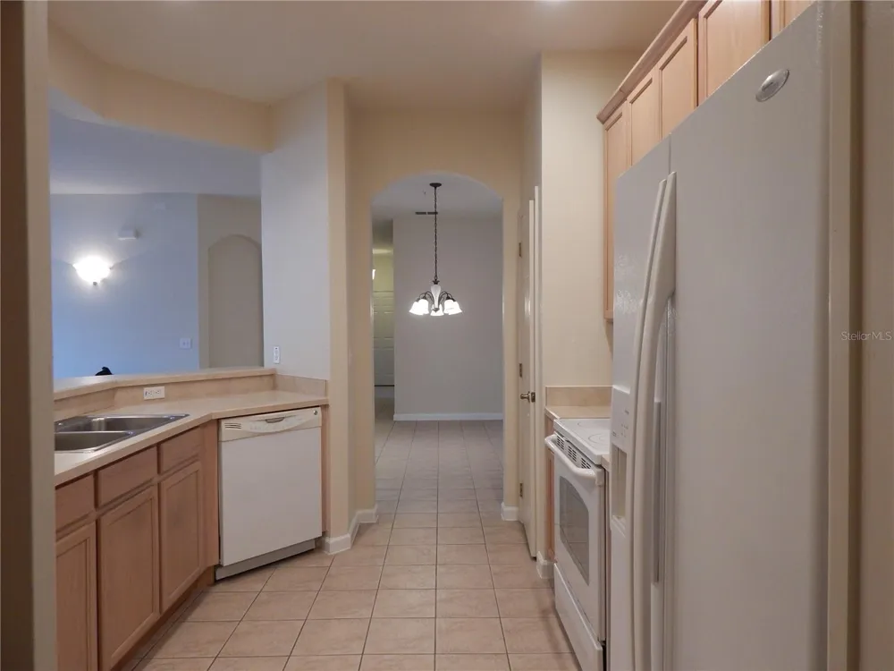 3300 WHITESTONE CIRCLE #107 Kissimmee, FL 34741