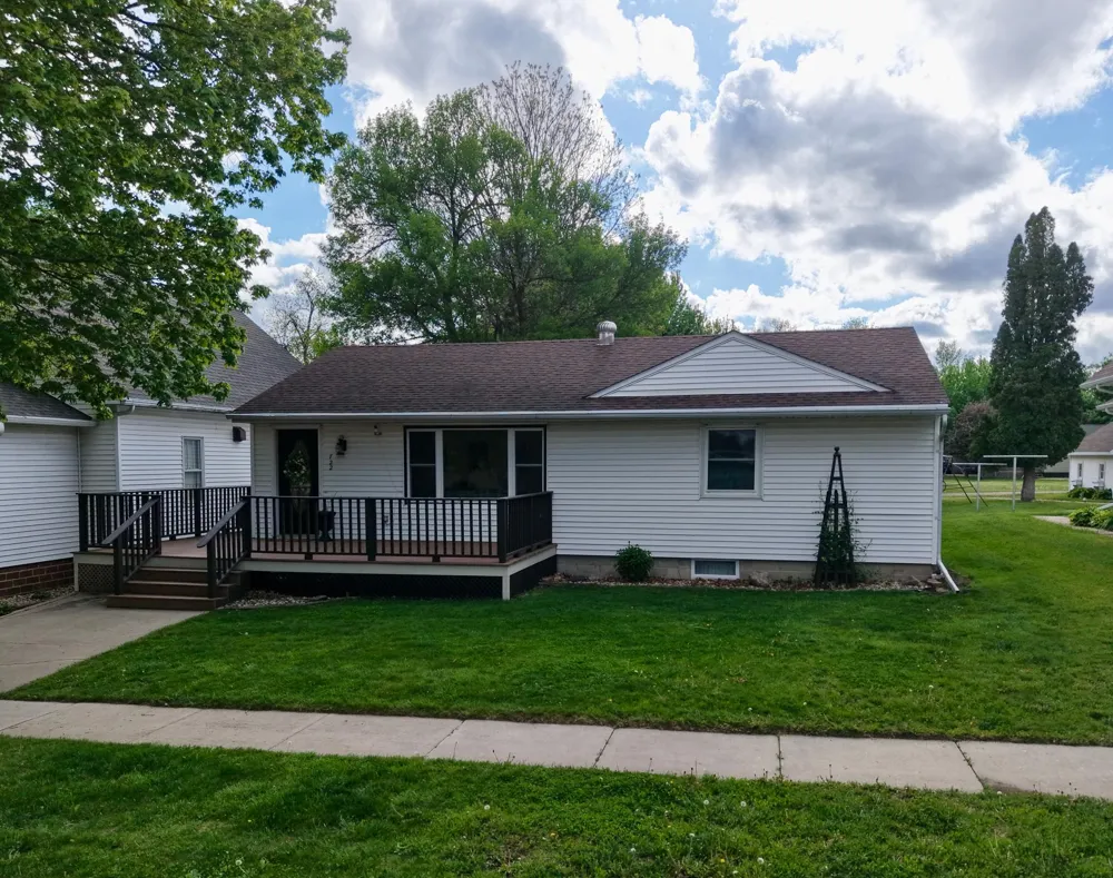 722 Adams Avenue Westbrook, MN 56183