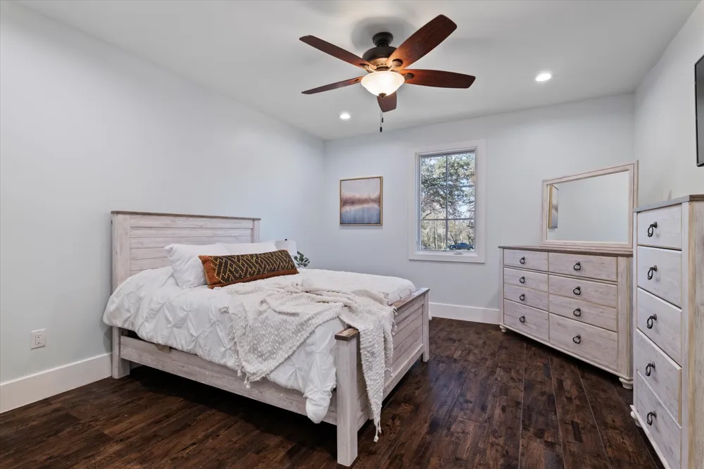 8791 Southern Shore Court Kemp, TX 75143
