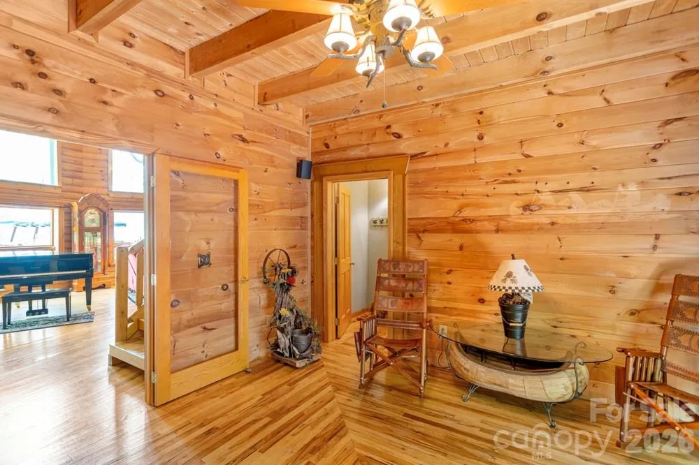 35 Falcon Crest Loop Maggie Valley, NC 28751