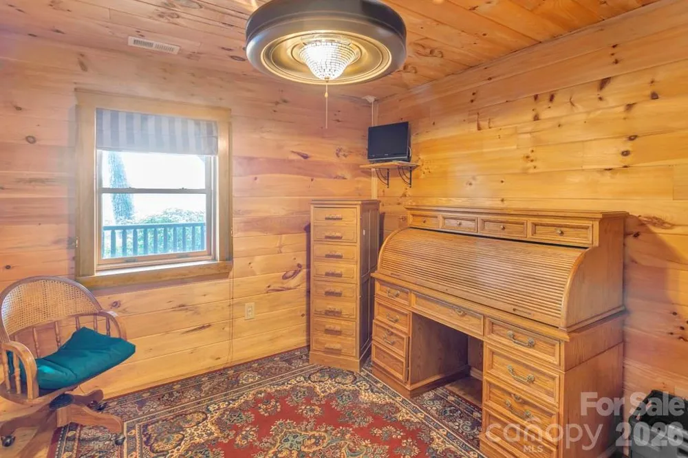35 Falcon Crest Loop Maggie Valley, NC 28751